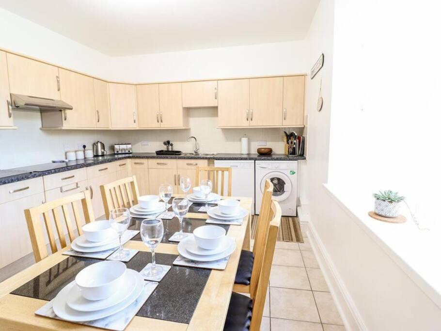 Harlech/Huge Three Bedroom/Best Location Llanbedr  Exteriör bild