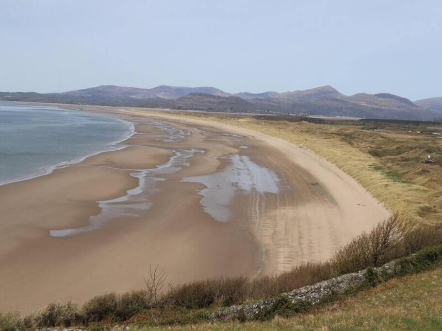 Harlech/Huge Three Bedroom/Best Location Llanbedr  Exteriör bild